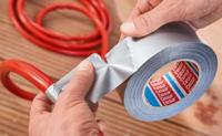 tesa UNIVERSAL 56389-00000-11 Textieltape tesa extra Power Zilver (l x b) 50 m x 50 mm 1 stuk(s) - thumbnail
