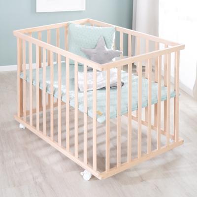 Babybox - ROBA - 75 x 100 cm - Inclusief matgroene boxmat 'Roba Style' - Wielen - Natuurlijk hout