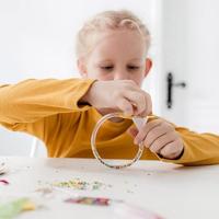 Totum glitter tubes armbanden maken - thumbnail