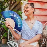 Houten waaier Love Is In The Air - thumbnail