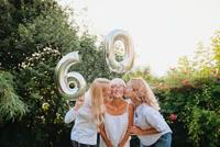 Folie ballon nummer '6' zilver 40cm - thumbnail