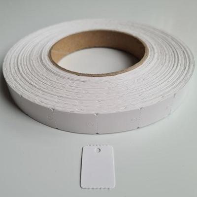 Hangetiket op rol 17x25mm blanko 2000 st Hangetiket op rol 17x25mm blanko 2000 st