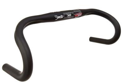 Deda Newton Anatomic Stuur 31.8 mm 42 cm - Zwart Deda Newton Anatomic Stuur 31.8 mm 42 cm - Zwart