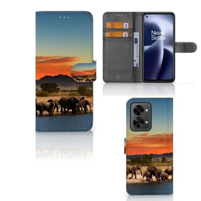 OnePlus Nord 2T | Telefoonhoesje | Met pasjeshouder | Olifanten