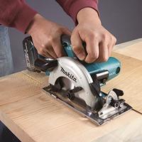 Makita DSS501RTJ Accu Compact Cirkelzaag 136mm 18V 5.0Ah in Mbox - thumbnail