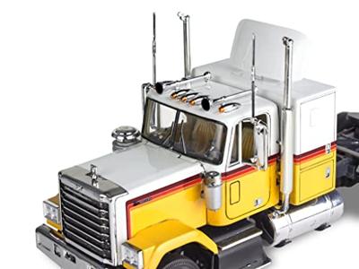 Revell 17471 78 Chevy bison Vrachtwagen (bouwpakket) 1:32