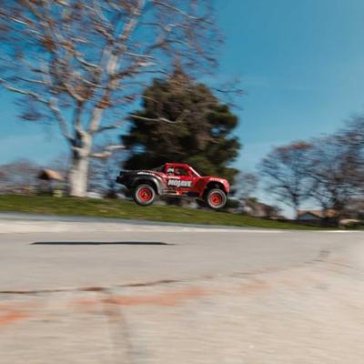 Arrma Mojave Grom 4x4 Mega 1/18 electro RTR - Rood/Zwart