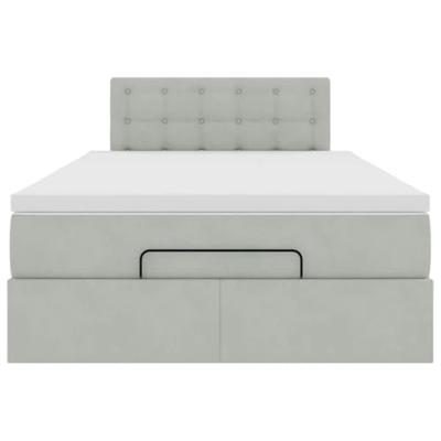 Ottoman bed met matras en LED's 120x200 cm fluweel lichtgrijs