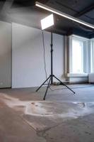 Ivana statief voor bouwlamp - 1,36 - 3 m - verstelbaar zwart - thumbnail