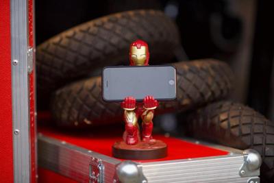 Cable Guy Marvel - Iron Man (2020) houder