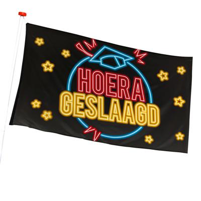 Hoera Geslaagd Vlag Neon 90 x 150 cm