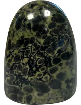 Serpentijn Edelsteen Sculptuur uit Afghanistan Handgeslepen Nr 31 Serpentijn Edelsteen Sculptuur uit Afghanistan Handgeslepen Nr 31