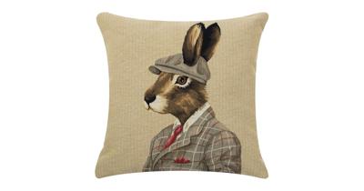 Gobelin Kussen Haas met Jagerspet (45 x 45 cm)