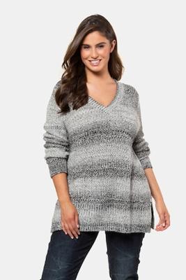 Ulla Popken Pullover, gebried, V-hals, zijsplitten, achter langer - Grote Maten Ulla Popken Pullover, gebried, V-hals, zijsplitten, achter langer - Grote Maten