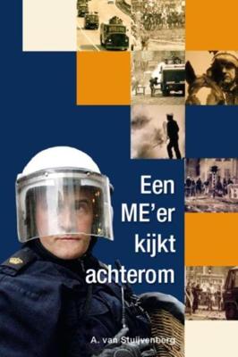 Een me-er kijkt achterom - A. van Stuijvenberg - ebook