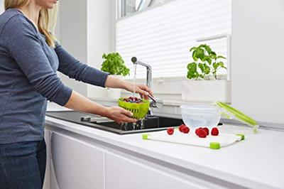 Emsa Clip & Go Fruit Bowl 1.1 l Kunststof Met deksel, Waterdicht, Vaatwasserbestendig Transparant, Groen 600577 Emsa Clip & Go Fruit Bowl 1.1 l Kunststof Met deksel, Waterdicht, Vaatwasserbestendig Transparant, Groen 600577