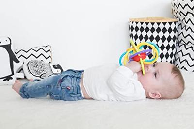 Nuby Lots a loops bijtspeeltje 6 maanden+ 1 Stuks Nuby Lots a loops bijtspeeltje 6 maanden+ 1 Stuks