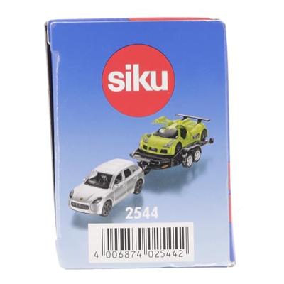 Siku Auto met aanhanger en sportauto (1:55)