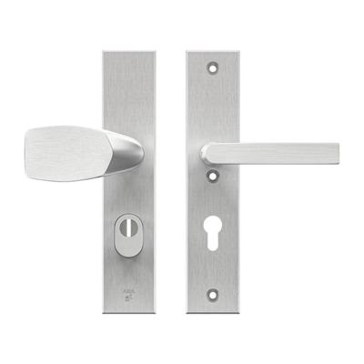 AXA AXA Edge Plus veiligheidsbeslag voordeur rechthoekig Wing knop/Blok-kruk PC72 met kerntrekbeveiliging SKG3 - aluminium