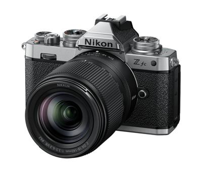Nikon NIKKOR Z DX 18-140mm F/3.5-6.3 VR Nikon NIKKOR Z DX 18-140mm F/3.5-6.3 VR