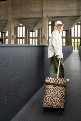 Reisenthel Trolley M-Leo Macchiato