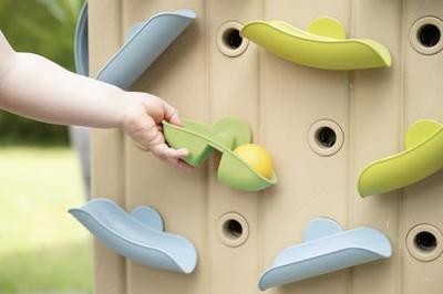 SMOBY Life - Activiteitenmuur - 6 activiteiten en 29 accessoires