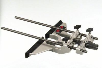 Bosch Accessories 2607001387 Parallelaanslag voor Bosch-bovenfrezen, 10 mm Diameter 10 mm Bosch Accessories 2607001387 Parallelaanslag voor Bosch-bovenfrezen, 10 mm Diameter 10 mm