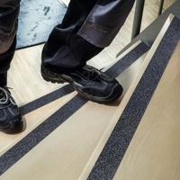 Durable Duraline antisliptape Grip 50 mm x 15 m, zwart - thumbnail