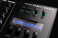Roland MC-707 - thumbnail