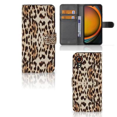 Samsung Galaxy Xcover 7 | Telefoonhoesje | Met pasjeshouder | Leopard