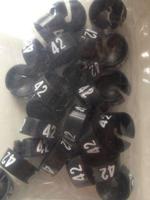 MB zwart/wit 42 voor op kledinghanger - thumbnail