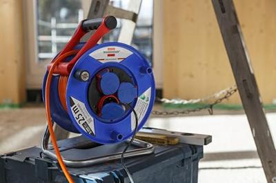 Brennenstuhl Garant Ip44 Kabelhaspel 25M At-N05V3V3-F 3G1.5 - 1218740