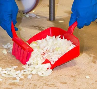 Stofblik vikan 330x295mm rood kunststof