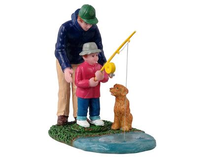Lemax his first fishing lesson kerstdorp figuur type 3 2021