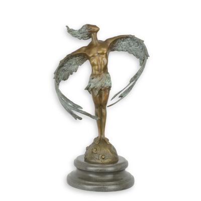 BRONZEN BEELD VAN EEN KLEINE MODERNE MAN MET VLEUGELS