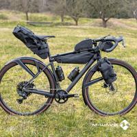 M-Wave Zadeltas rough ride ii - zwart - 12 liter (l) - thumbnail