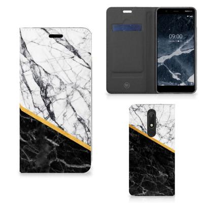 Nokia 5.1 (2018) | Standcase | Marmer Wit Zwart - Origineel Cadeau Man Nokia 5.1 (2018) | Standcase | Marmer Wit Zwart - Origineel Cadeau Man