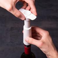 Vacu Vin wine saver wit met 2 doppen - thumbnail