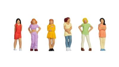 NOCH 36517 N Vrouwelijke tieners figuren Geverfd, Staand NOCH 36517 N Vrouwelijke tieners figuren Geverfd, Staand