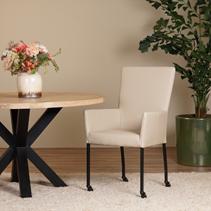 Taupe leren moderne eetkamerstoel Deal - met armleuning poot vierkant zwart met wiel - Toledo Leer Mastic (taupe leer)