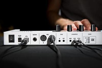 Arturia KeyStep 37 Keyboard Wit - thumbnail