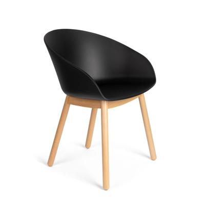 Zuiver Eetkamerstoel 'Void' Eiken en gerecycled PP, kleur Zwart Zuiver Eetkamerstoel 'Void' Eiken en gerecycled PP, kleur Zwart