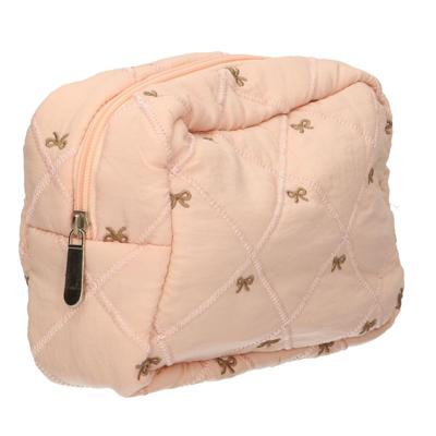 Traveller Beautybag strikjes zalm 22cm x 15cm Traveller Beautybag strikjes zalm 22cm x 15cm