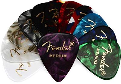 Fender 351 Celluloid Medley Pack Medium (12 stuks) Fender 351 Celluloid Medley Pack Medium (12 stuks)