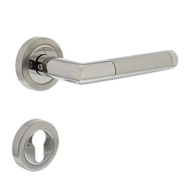 Deurkruk hoek 90 + rozet + PCplaatjes chroom/mat nikkel ATP Deurkruk hoek 90 + rozet + PCplaatjes chroom/mat nikkel ATP