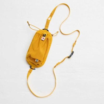 Fjällräven Abisko Bottle Pocket Schoudertas Fjällräven Abisko Bottle Pocket Schoudertas