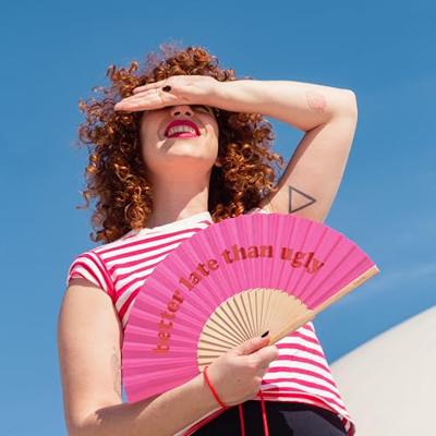 Houten waaier Better Late Than Ugly Houten waaier Better Late Than Ugly