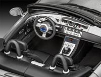 Revell 1/24 BMW Z8 - James Bond 007 (The World Is Not Enough) Geschenkset - thumbnail