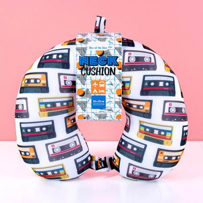 Cassettebandjes nekkussen