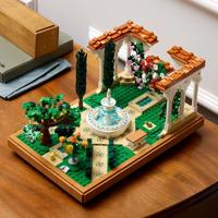 LEGO icons 10359 tuin met fontein - thumbnail
